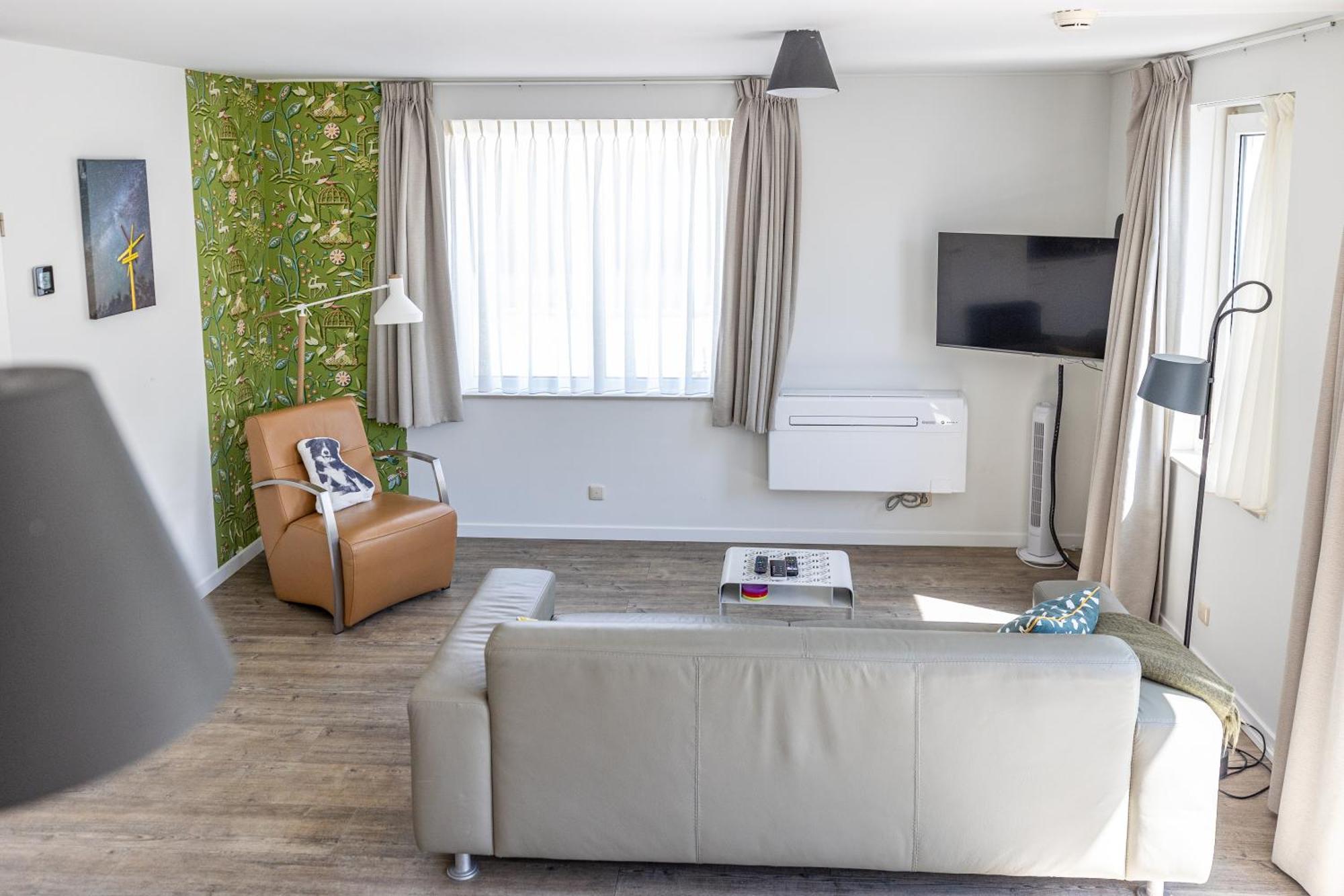 Appartementenhotel Tjermelan Terschelling Oosterend  Εξωτερικό φωτογραφία