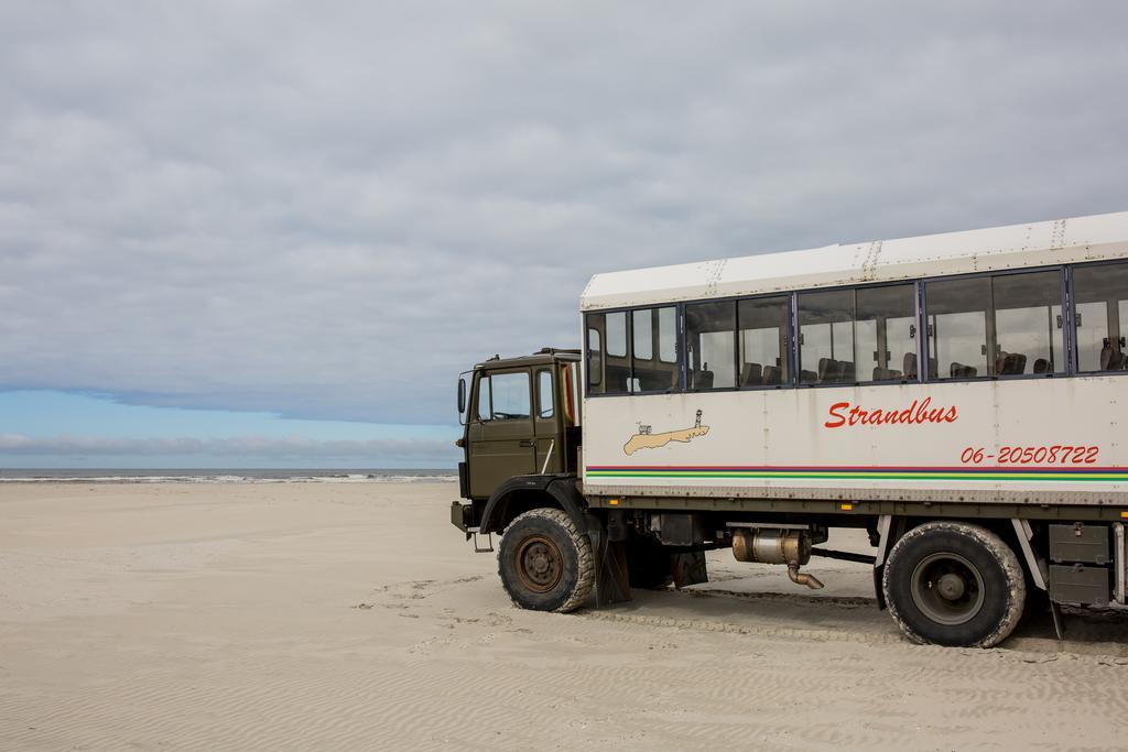 Appartementenhotel Tjermelan Terschelling Oosterend  Εξωτερικό φωτογραφία